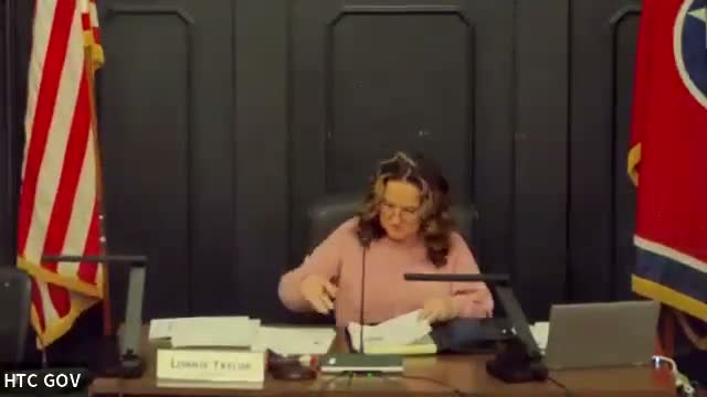 Committee approves surplus resolution, defers burn ordinance; building RFQs narrowed to three firms