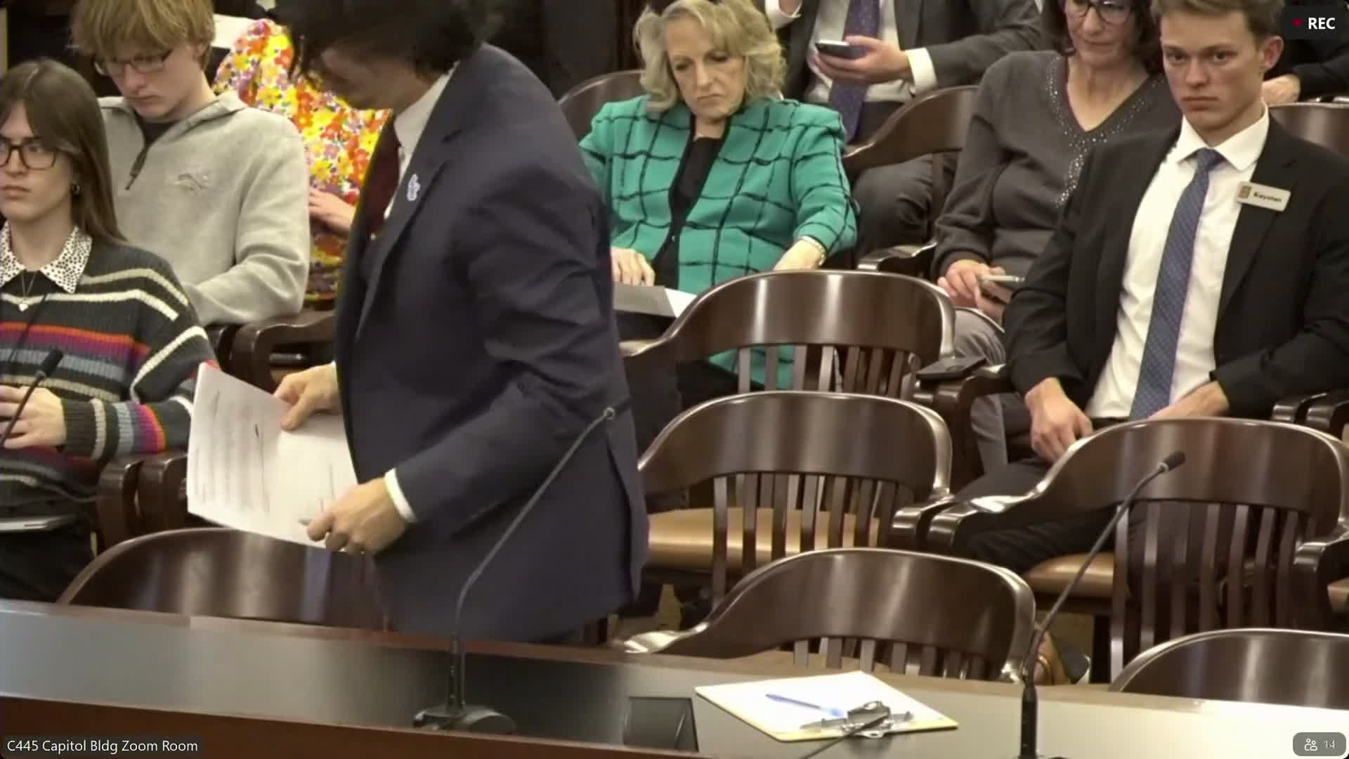 Committee backs legislation protecting physicians who do or refuse to participate in state executions