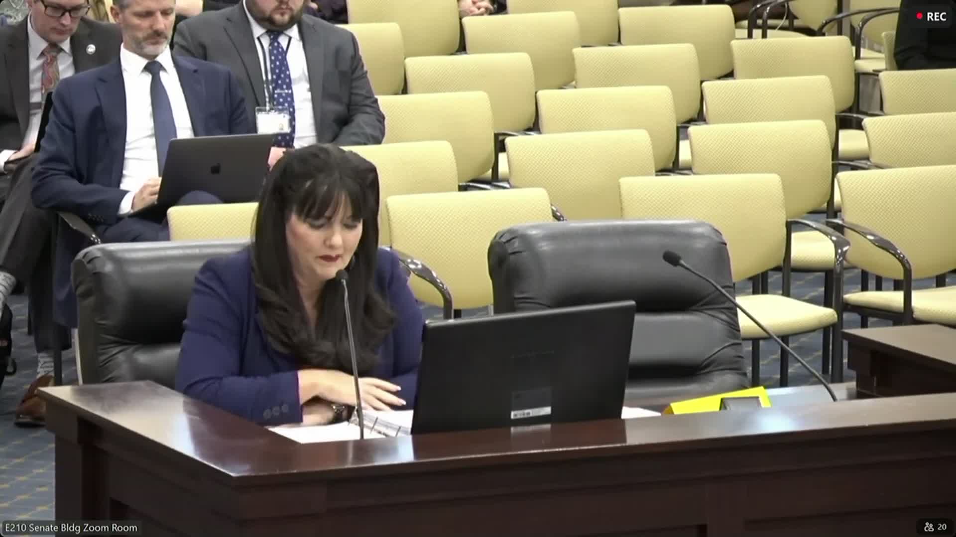 Senate committee advances bill to limit victims’ phone data handed to defense, adopts compromise substitute