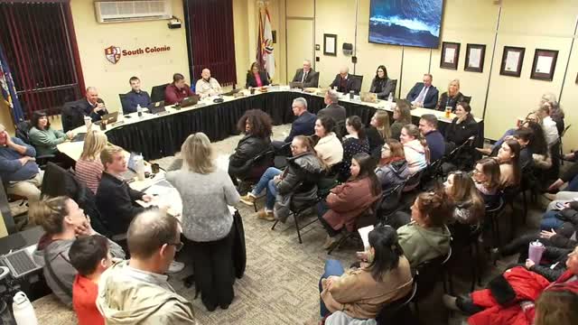 Parents, teachers urge South Colonie to restore co‑teach beyond 9th grade