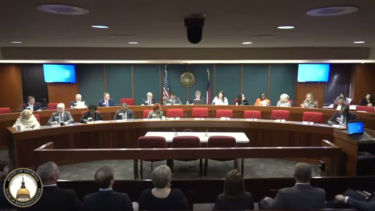 Committee approves bill allowing veterinary technicians to give rabies shots under supervision