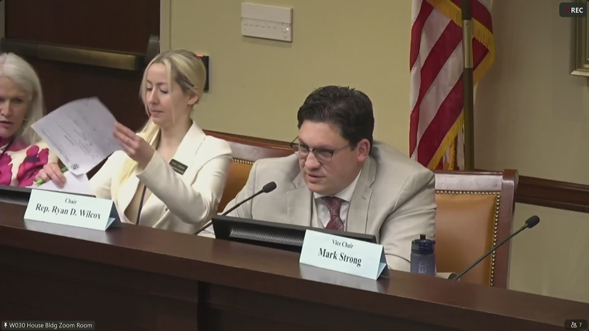 Committee advances bill barring law‑enforcement from disconnecting private surveillance cameras except in exigent cases