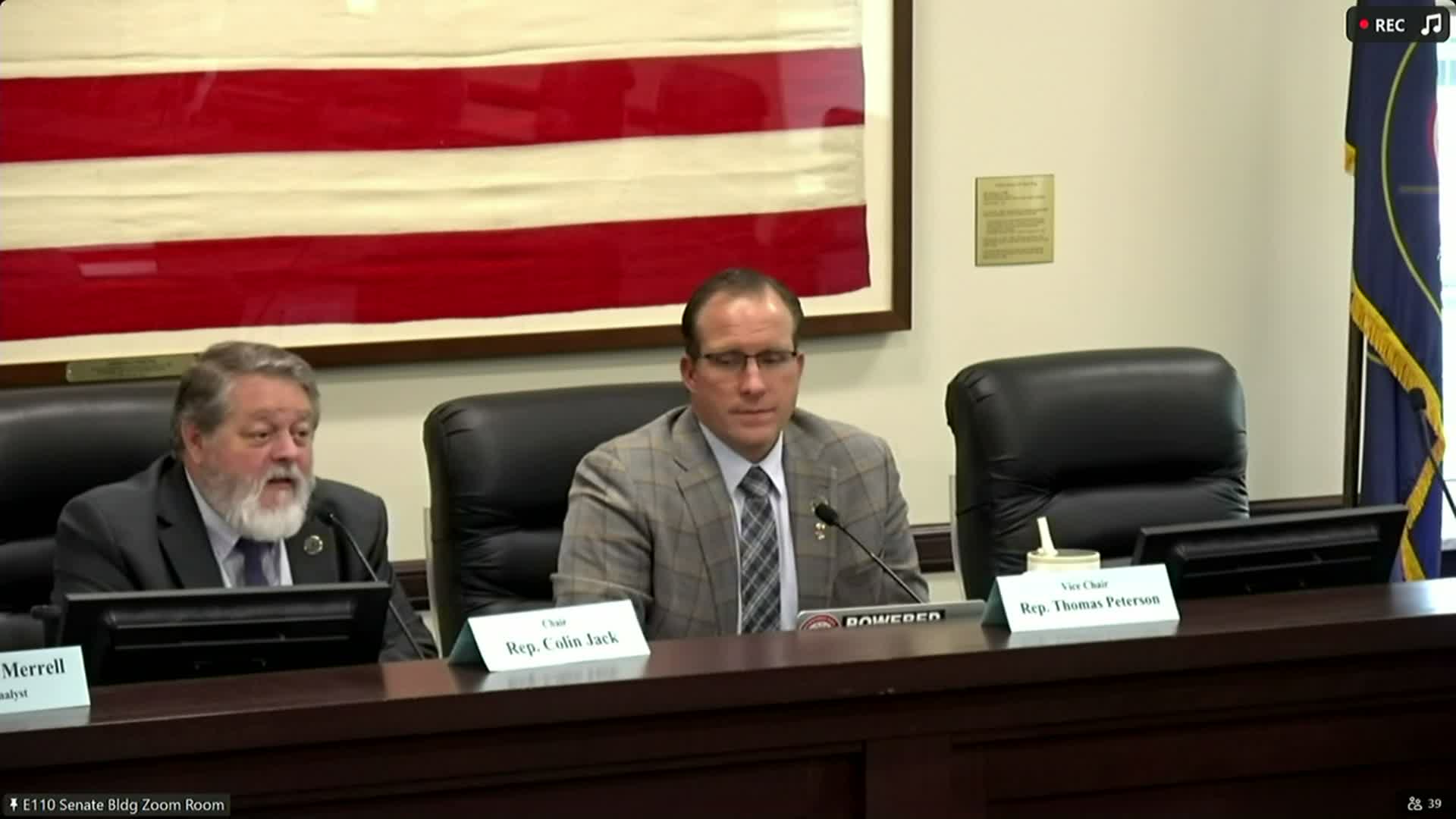 Committee moves SB 21 forward to clarify geothermal ownership on nonfederal land