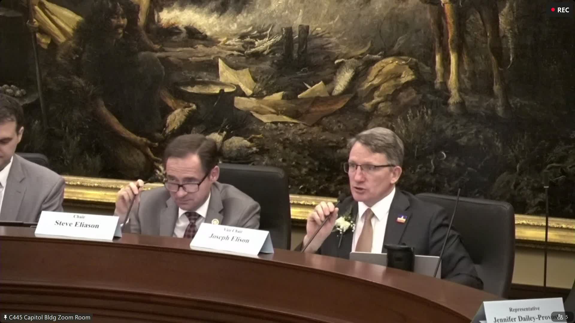 Panel advances bill allowing lifetime trailer registration option for some noncommercial trailers