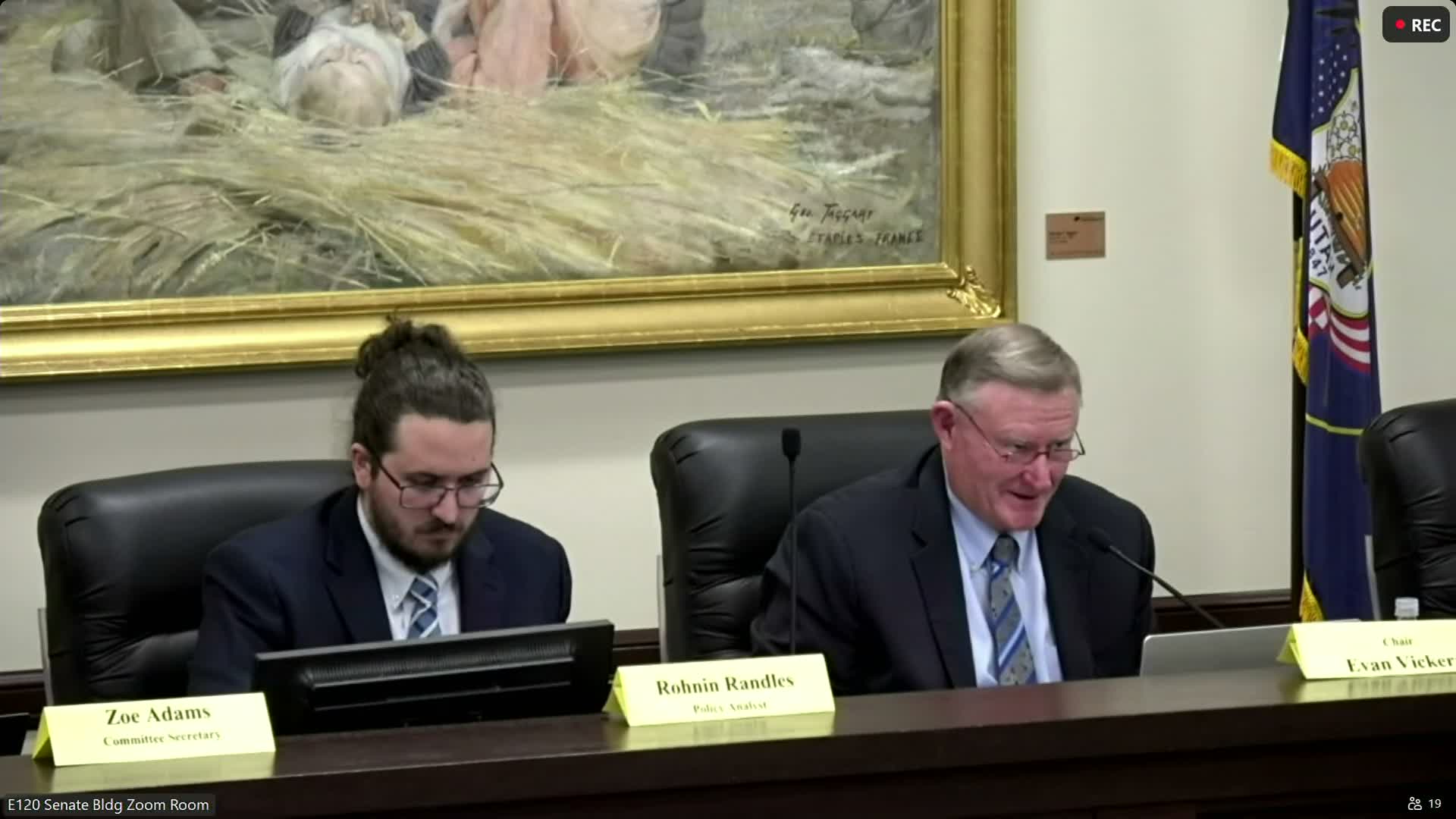 Committee backs bill to allow third-party certification of large CO2 systems