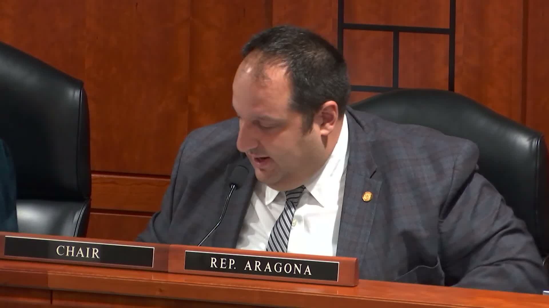 Rep. Saint Germain introduces H.B. 5122 to expand acceptable IDs for alcohol purchases