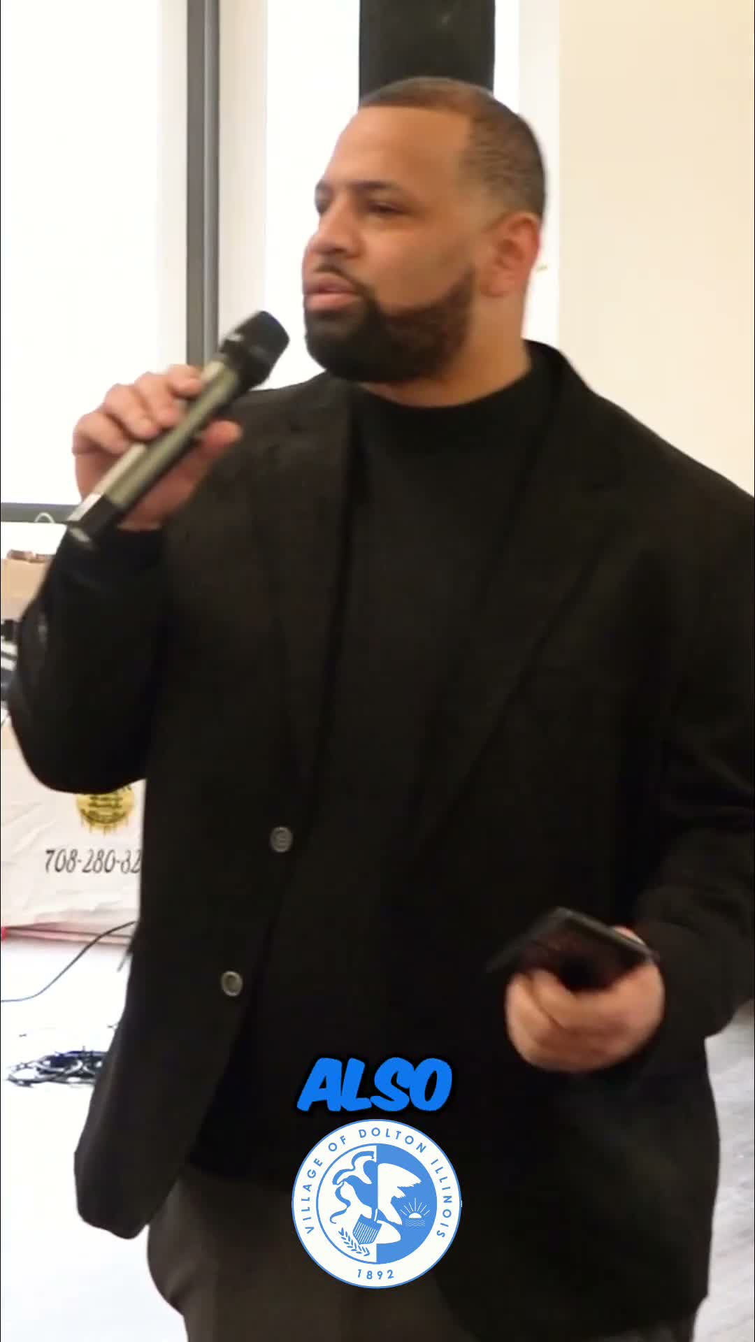 Speaker promotes Saint Patrick's Steakhouse and praises local caterer