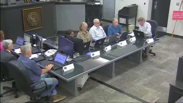 Board approves garage variance, minutes; staff announces comprehensive-plan contract work