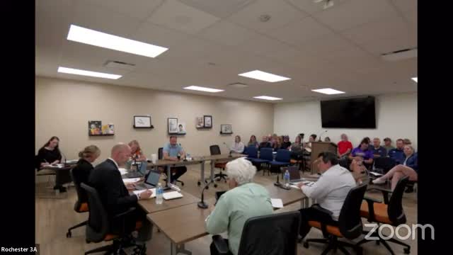 Rochester CUSD 3A considers contracted paraprofessional services to address special-education aide shortages