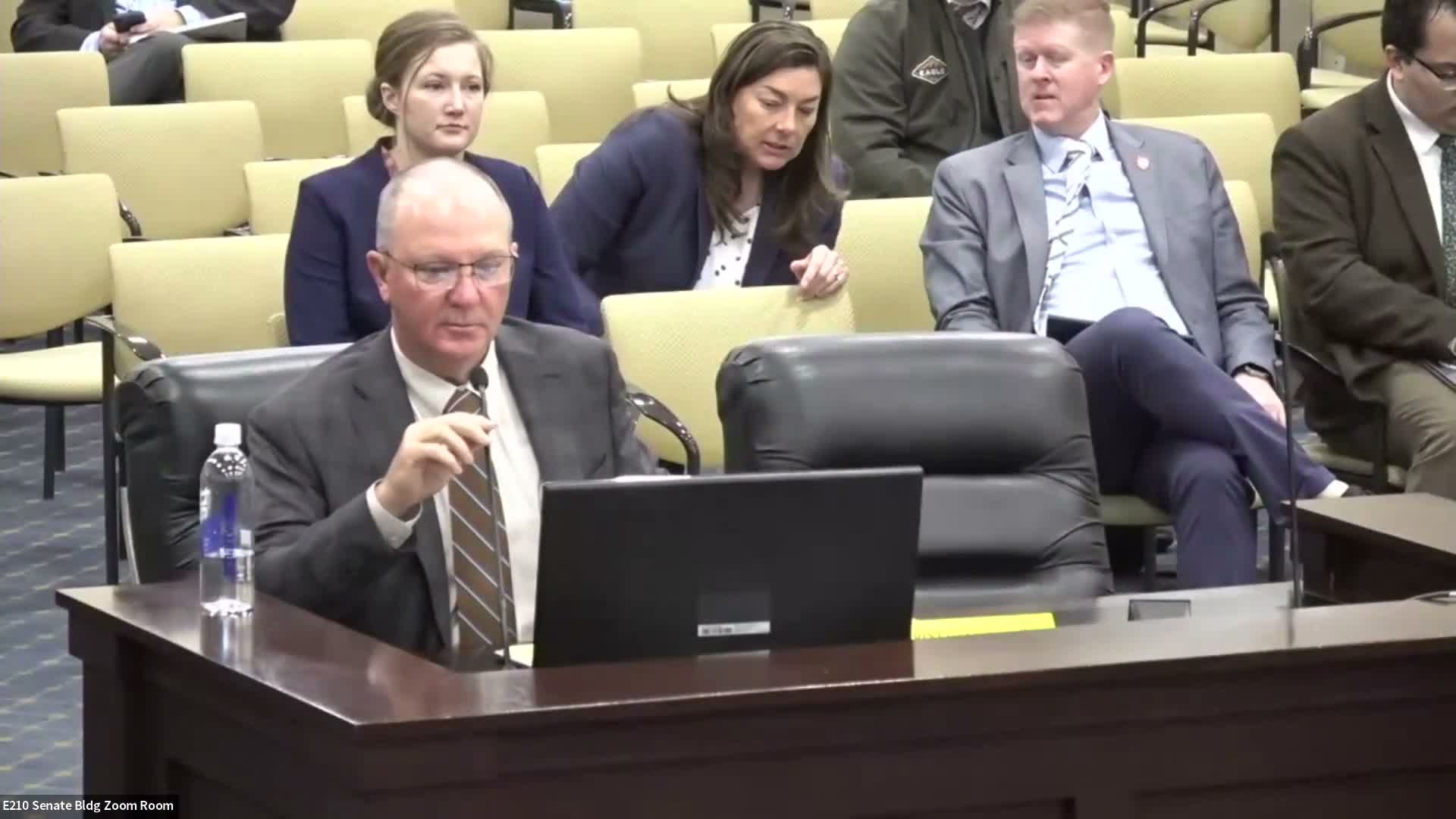 Senate committee adopts substitute to bar private eminent domain for large power users