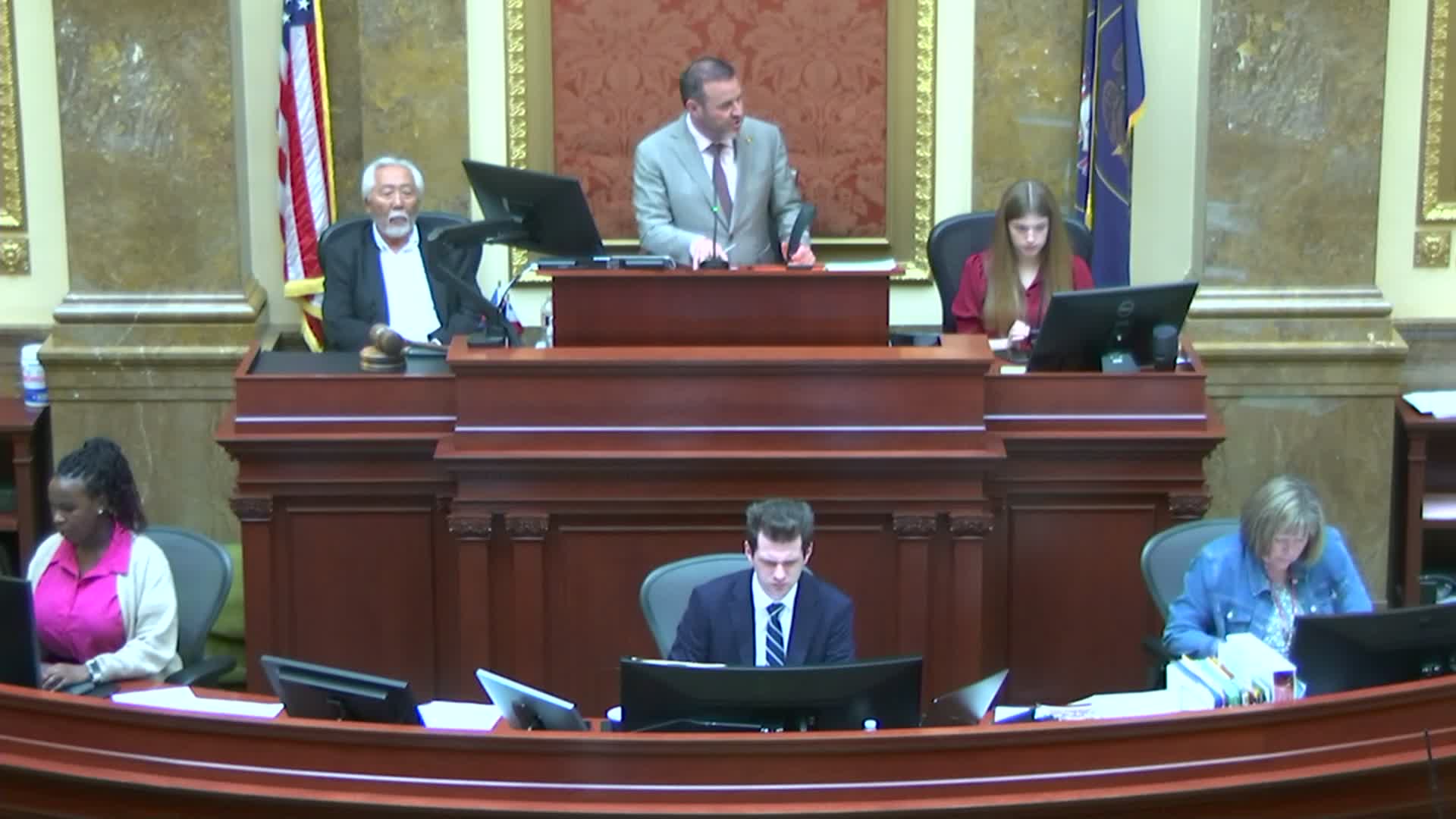 House adopts substitute to refine state data privacy office and auditing roles