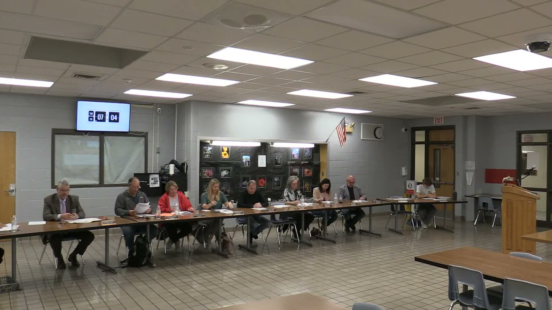 Student council updates activities; district reports discipline data and new SmartPass system
