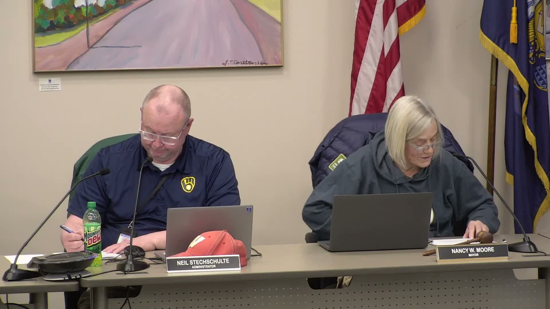 Monona council approves EV chargers, grants a temporary liquor license; moves to closed session