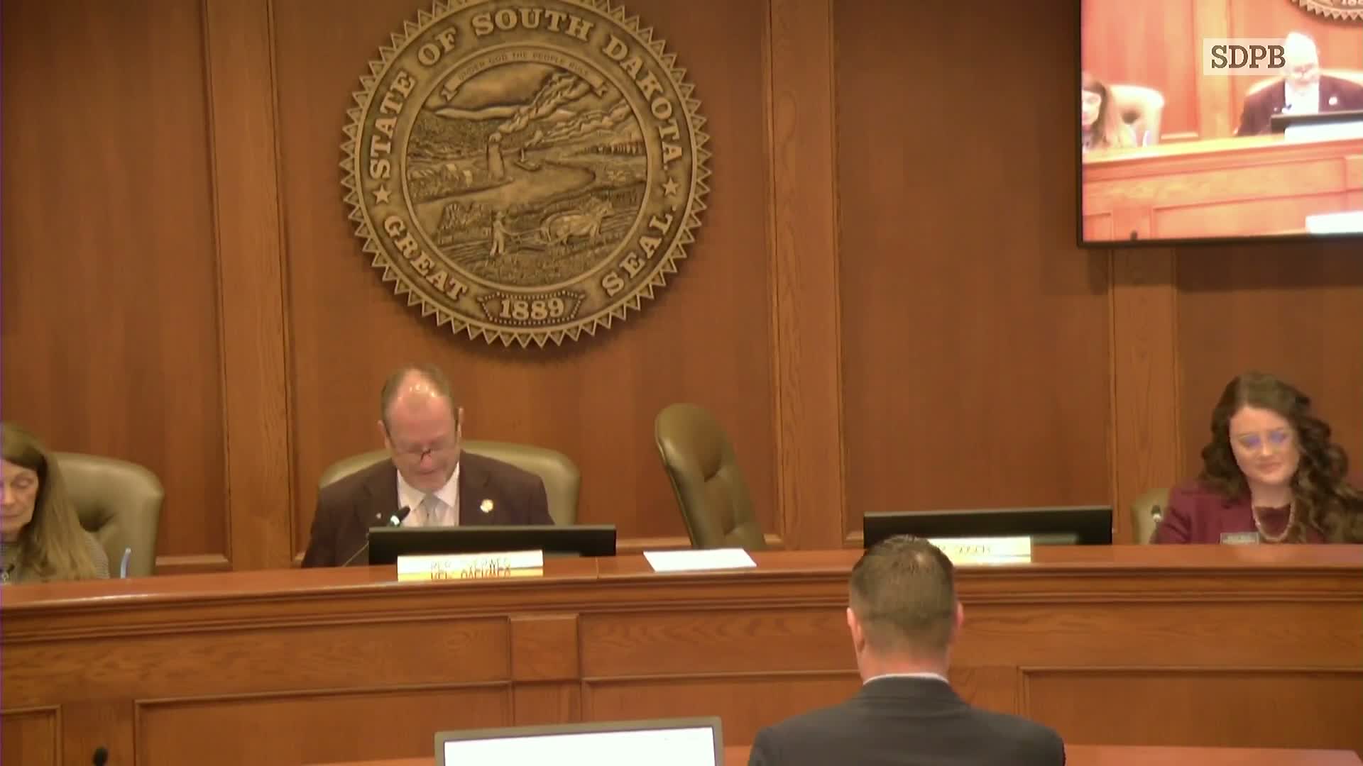 Committee recommends five‑year moratorium on cell‑cultured protein products