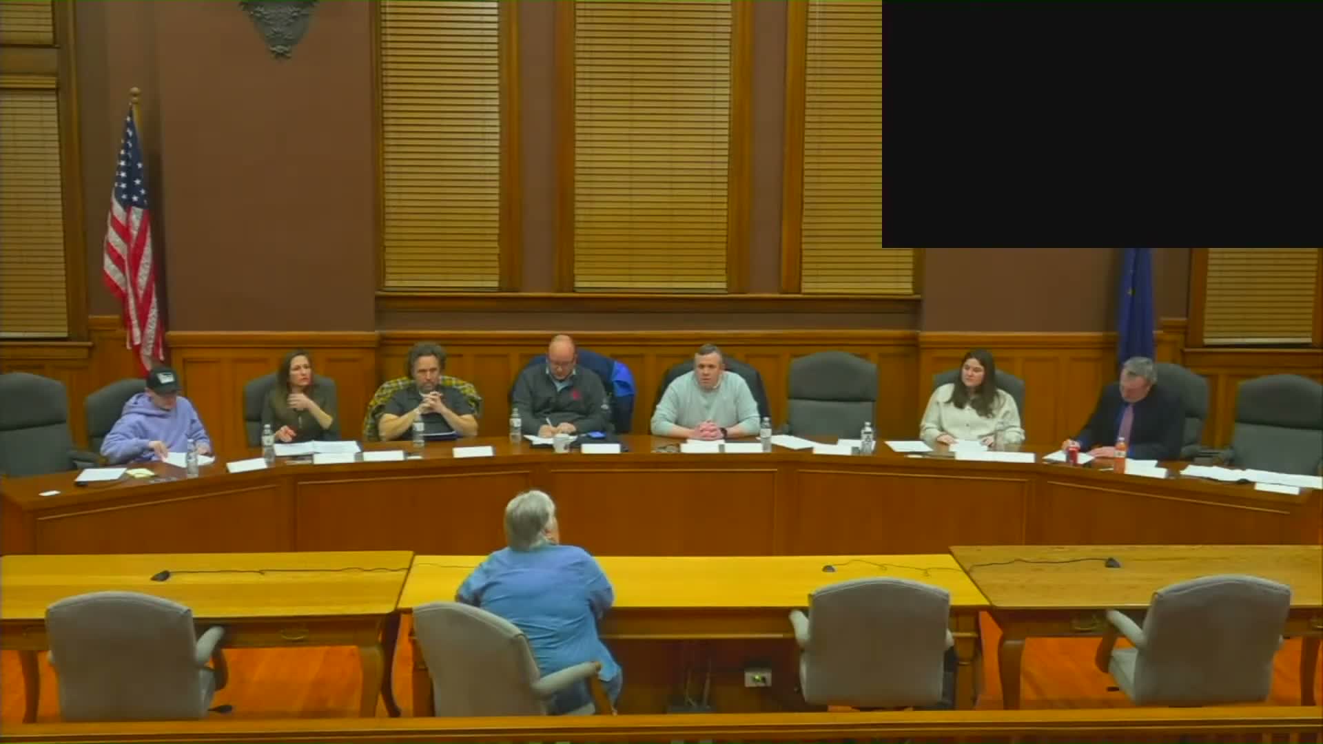 Resident tells commission Little Creek apartments have leaks, high bills and safety concerns