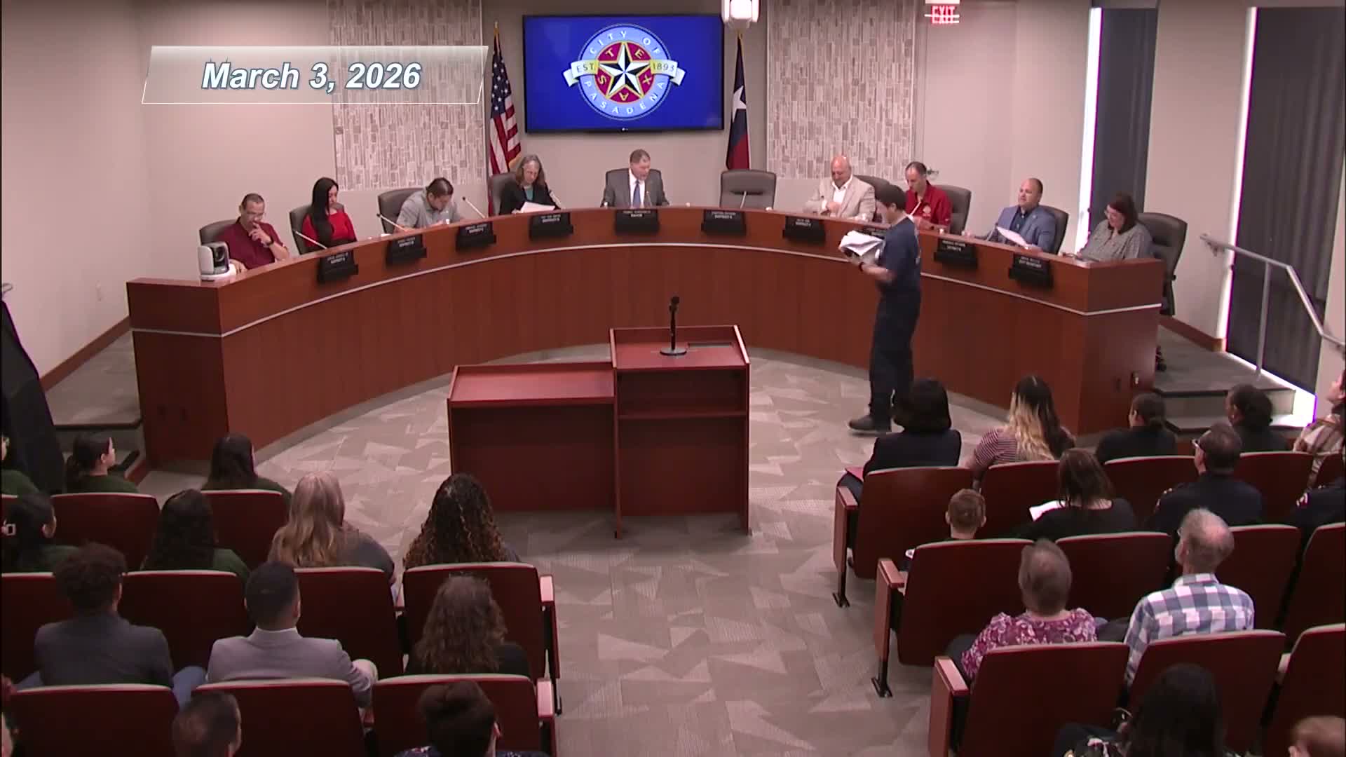 Resident asks Pasadena to enforce body‑shop regulations, cites health and setback concerns