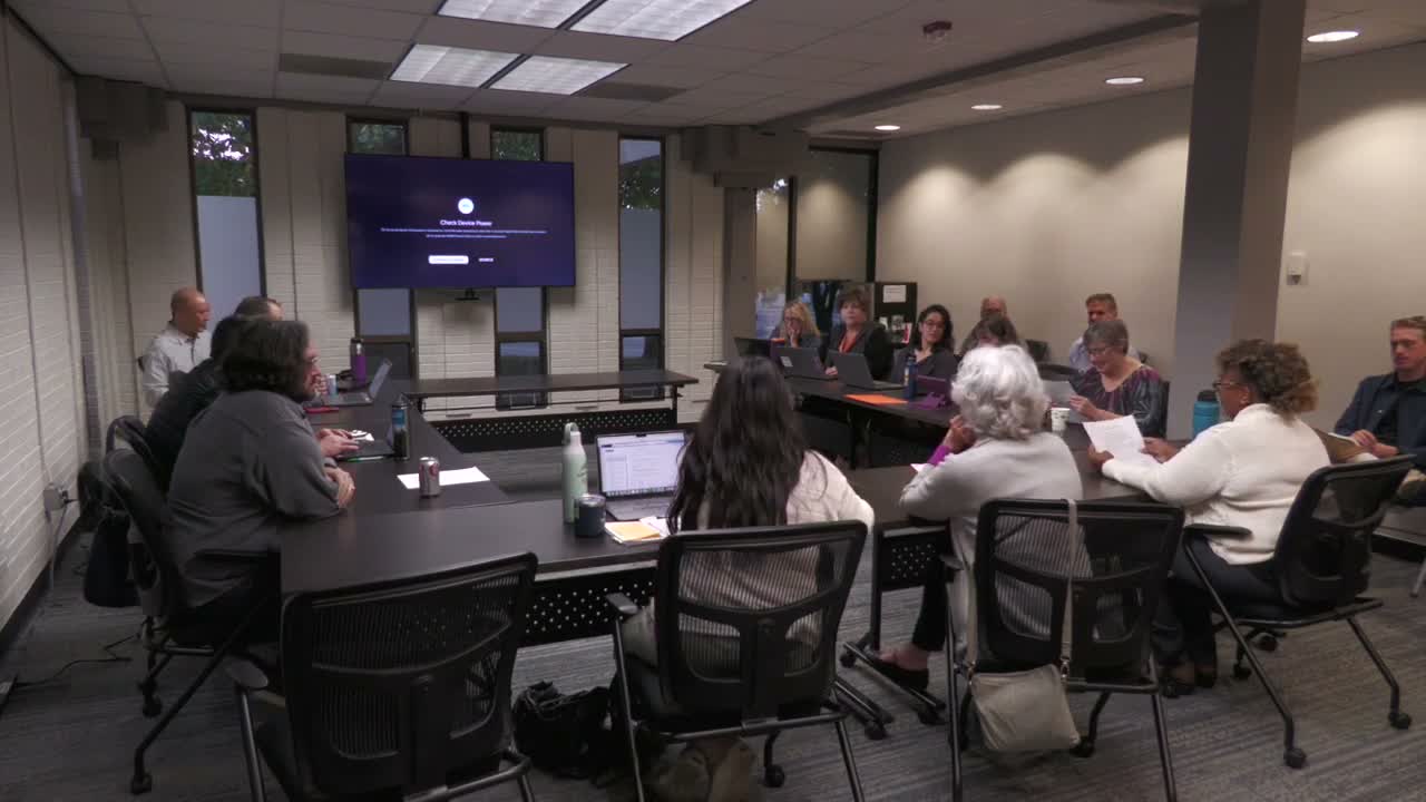Longmont councilors discuss minimum-wage increase, agree to year of outreach before action