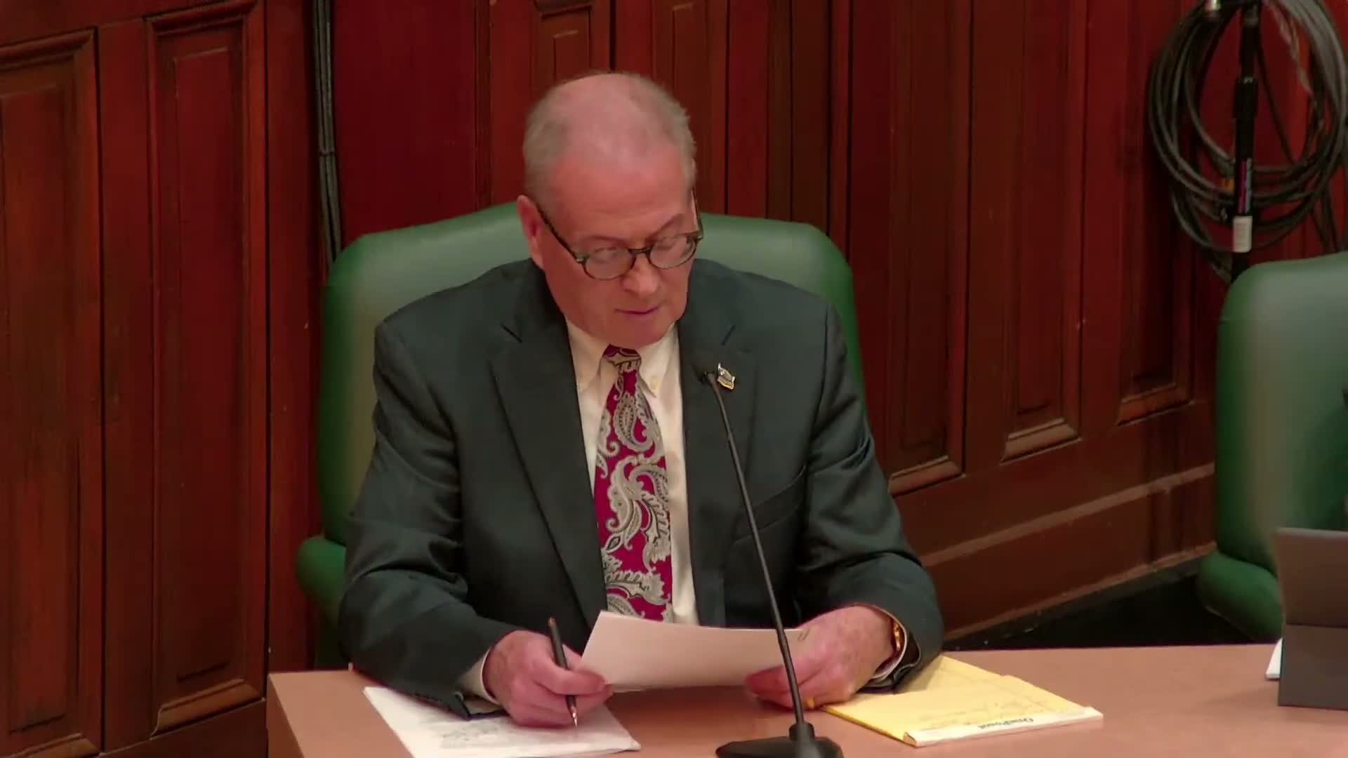 Council tables vote on proposed demolition of downtown building pending public hearing