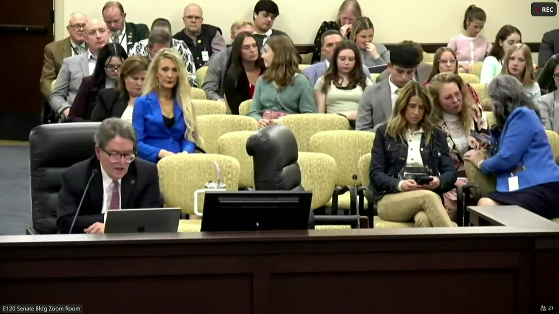 Committee approves opt‑in AI 'sandbox' bill for Utah classrooms with guardrails