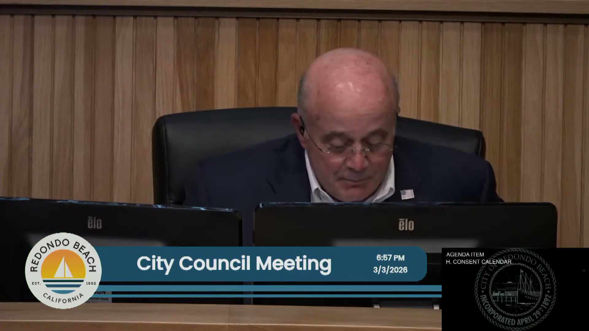 City Council narrowly reinstates Redondo Smoke Shop business license with conditions and payment