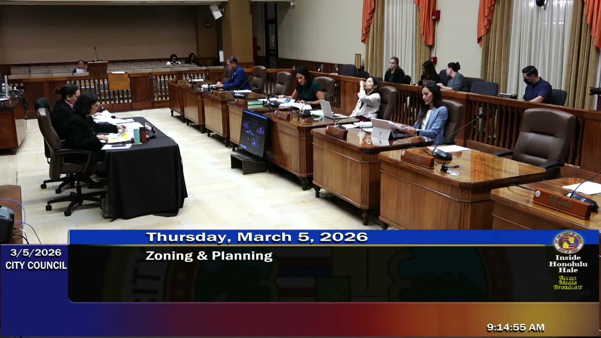Committee advances amended SMA permit for Kahala shoreline and mauka lots; applicant to complete archaeological survey