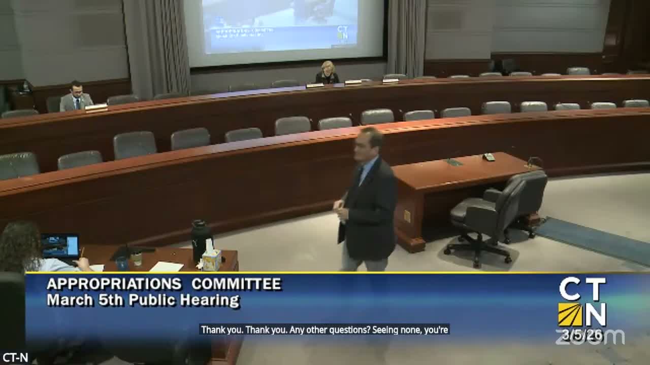 Broad coalition urges free school meals while some officials warn funding would shift education dollars