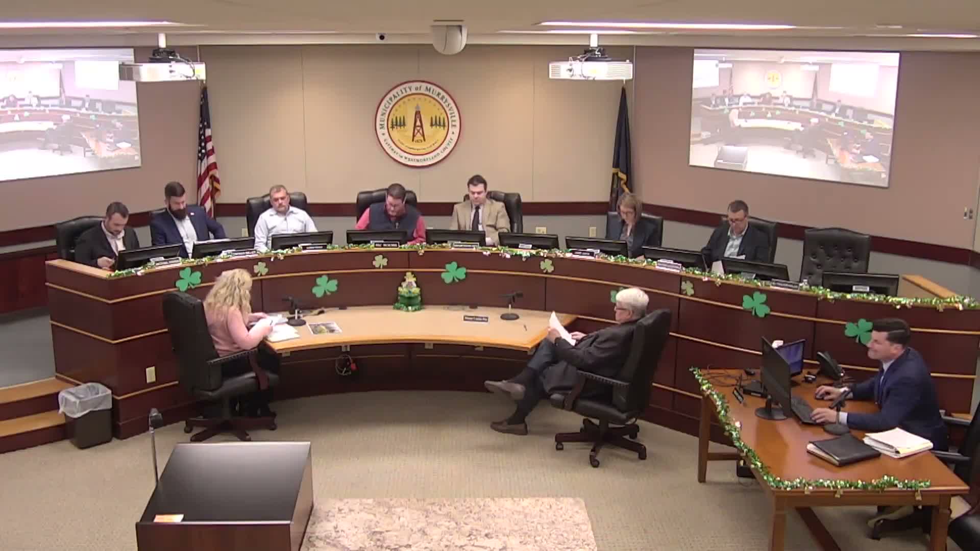 Murrysville Council approves four‑way stop at School Road and North Hills after traffic study; one council member opposes