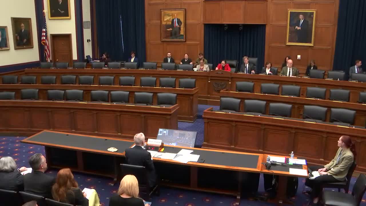 Lawmakers press GSA on Roosevelt Hotel MOU, DC disposals and demolition of historic campus buildings