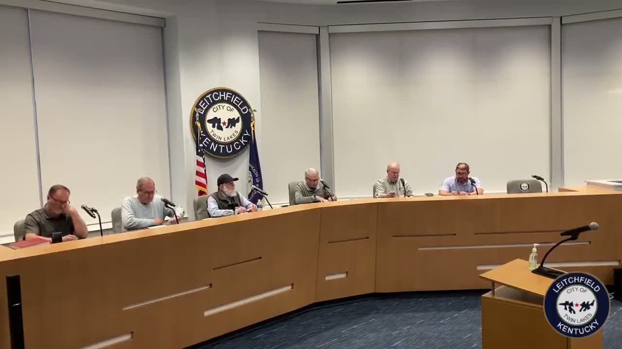 Leitchfield board re-elects officers, approves equipment surplus and authorizes used dump truck purchase