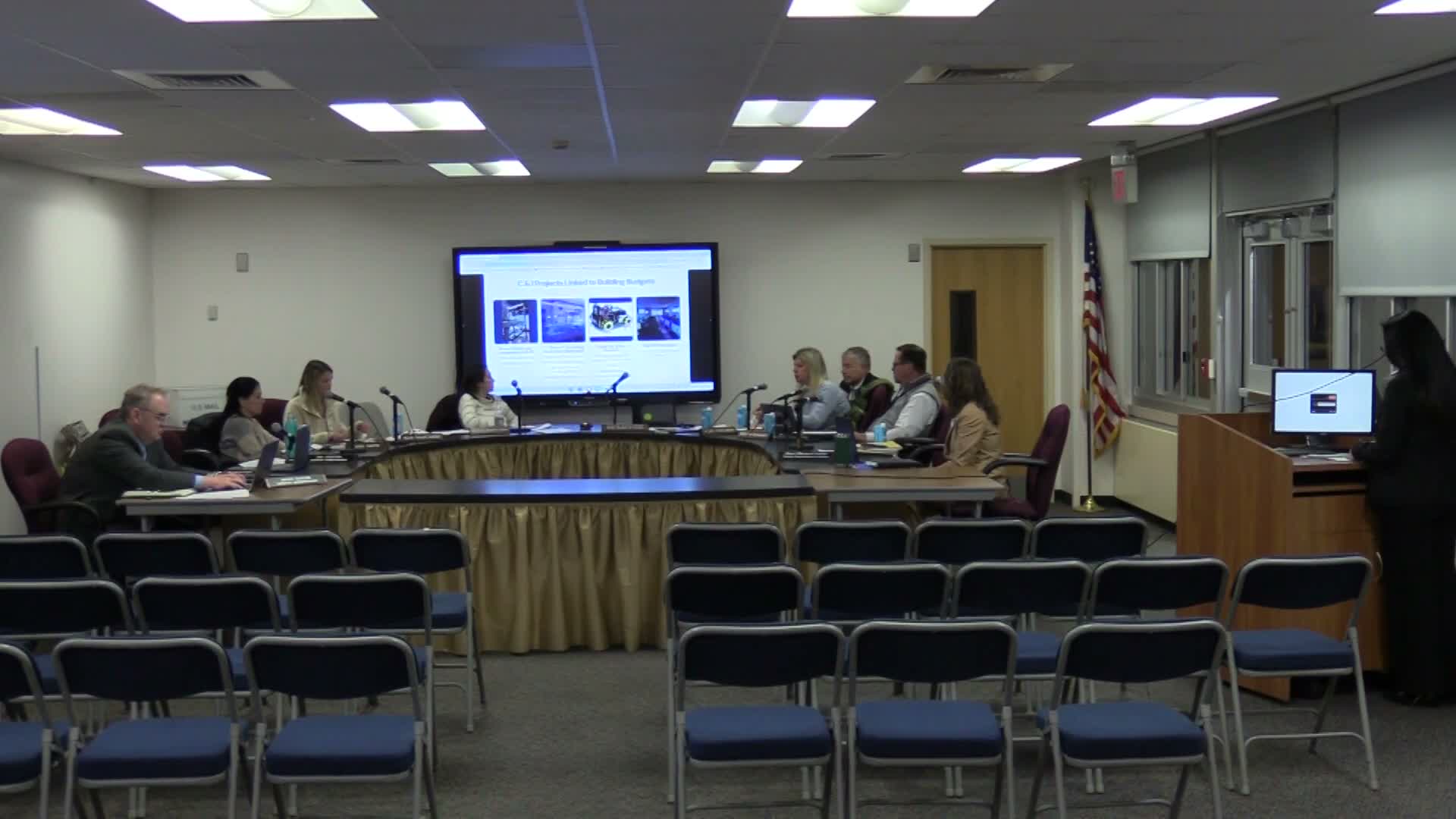 Board hears $100,000 proposal to add coral-reef room to marine lab; members press for plan on ongoing costs