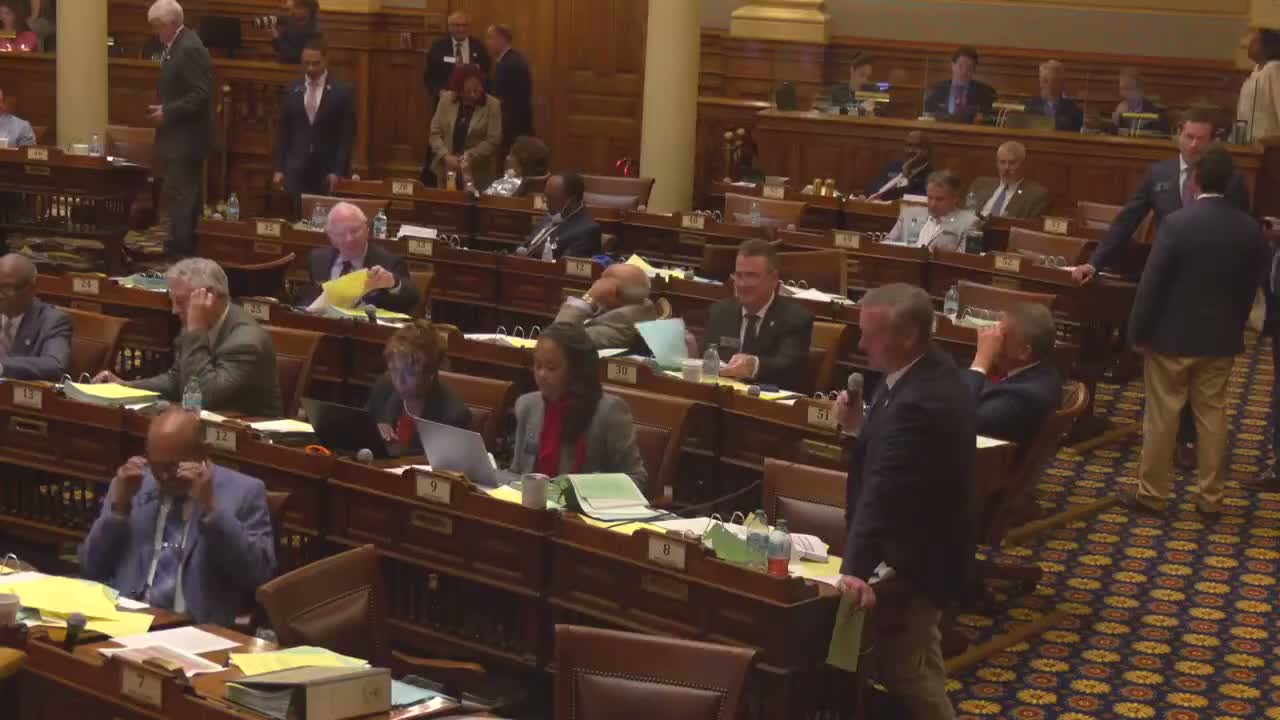 Senate passes bill to require licensure and insurance for home inspectors