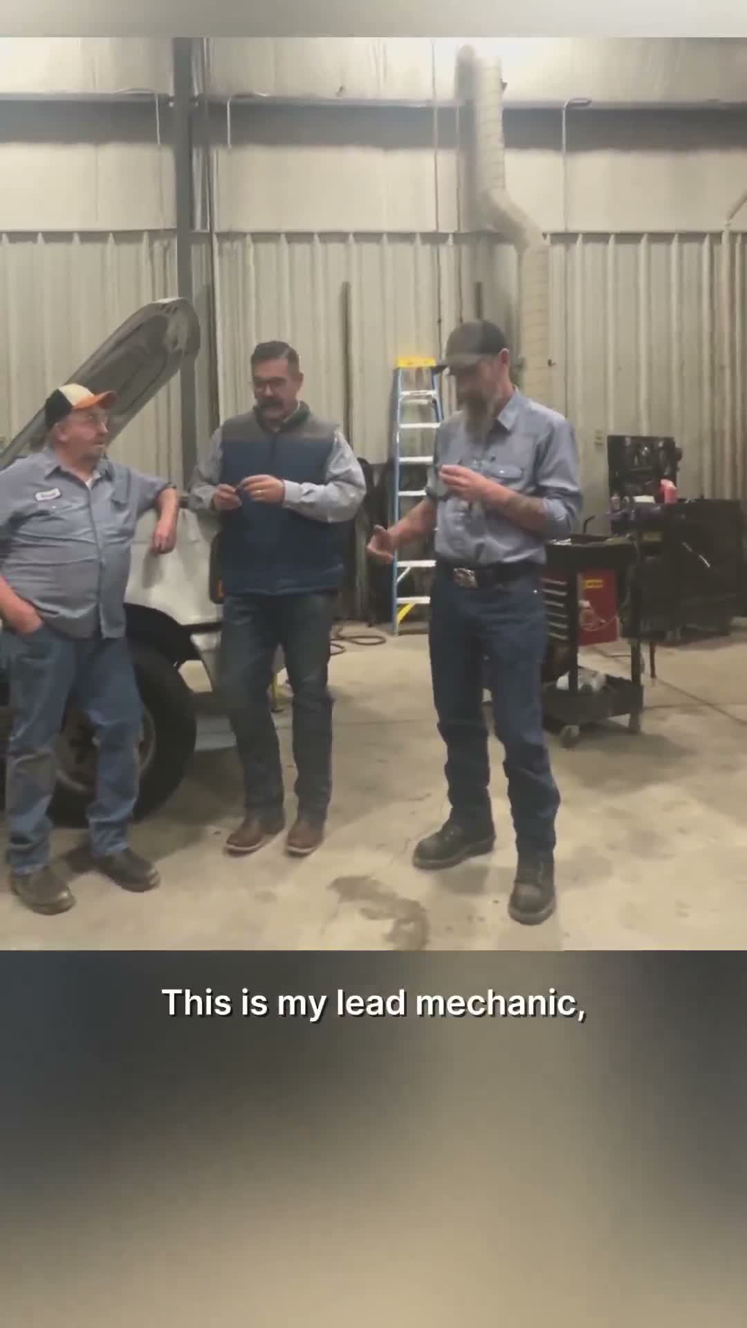 Longtime lead mechanic offers to contract to train city staff to preserve skills