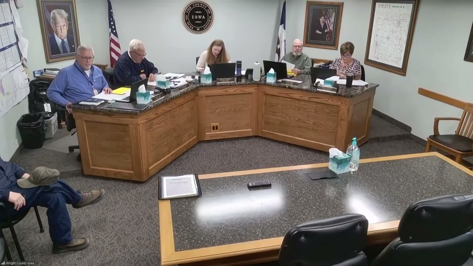 Supervisors decline countywide pay policy for reorganizations, retain 30-day notice practice