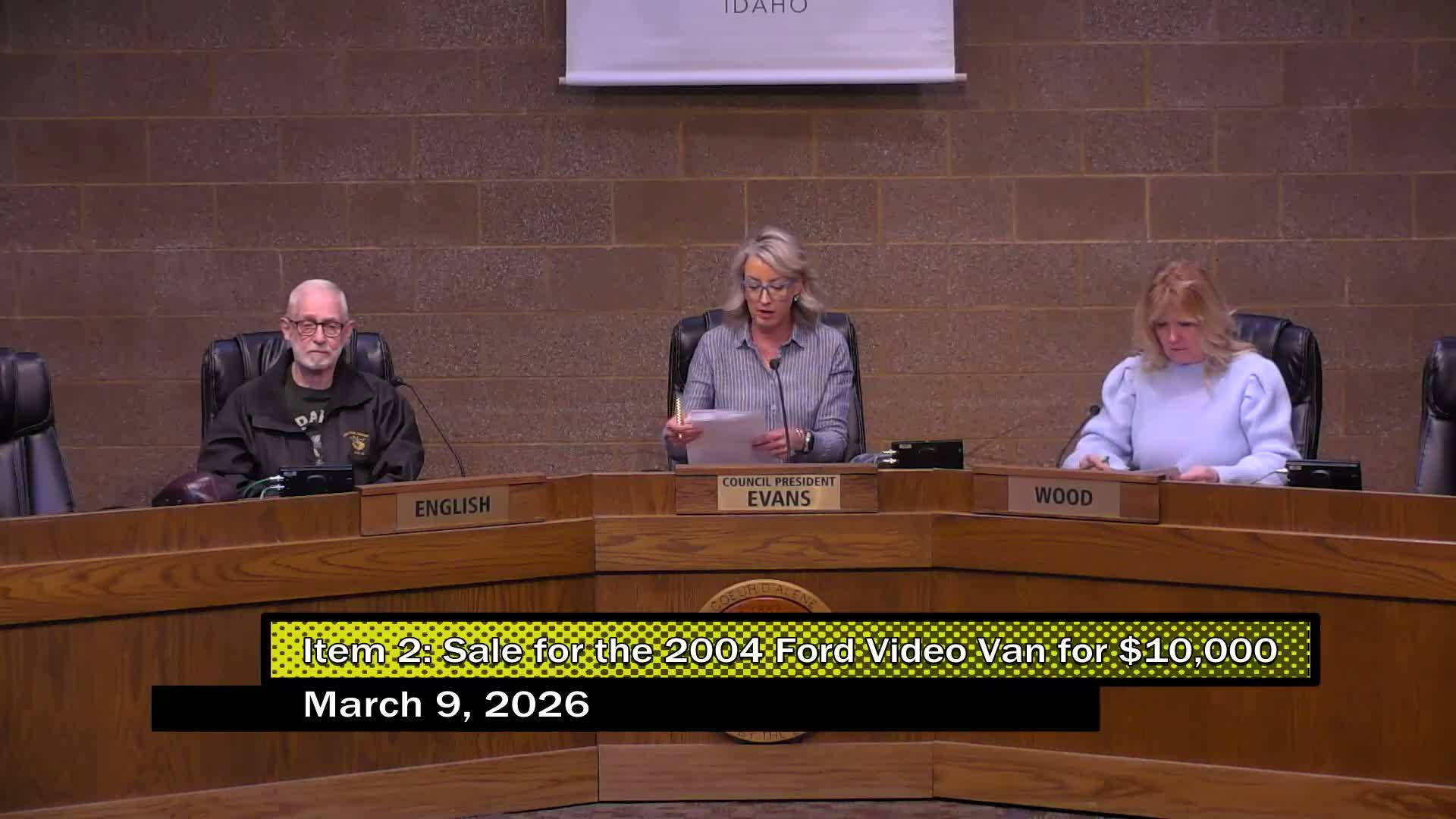 General Services Committee approves updated Jewett House alcohol policy allowing monitored beer and wine service