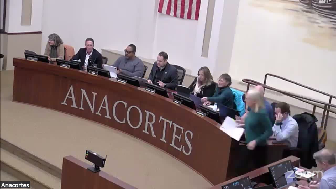 Anacortes council adopts ordinance exempting state-authorized falconers and institutions from dangerous-wild-animal ban