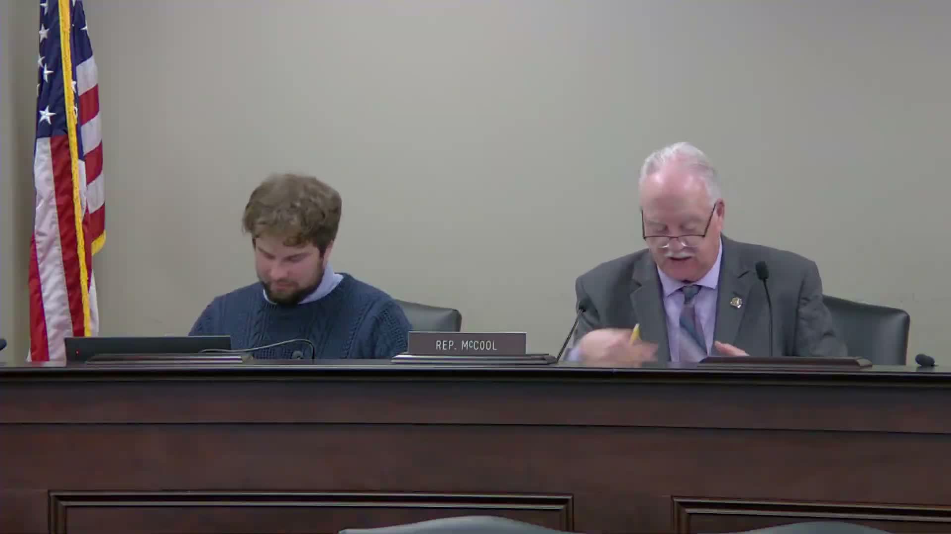 Committee approves bill creating a General Assembly medal of distinction for valor