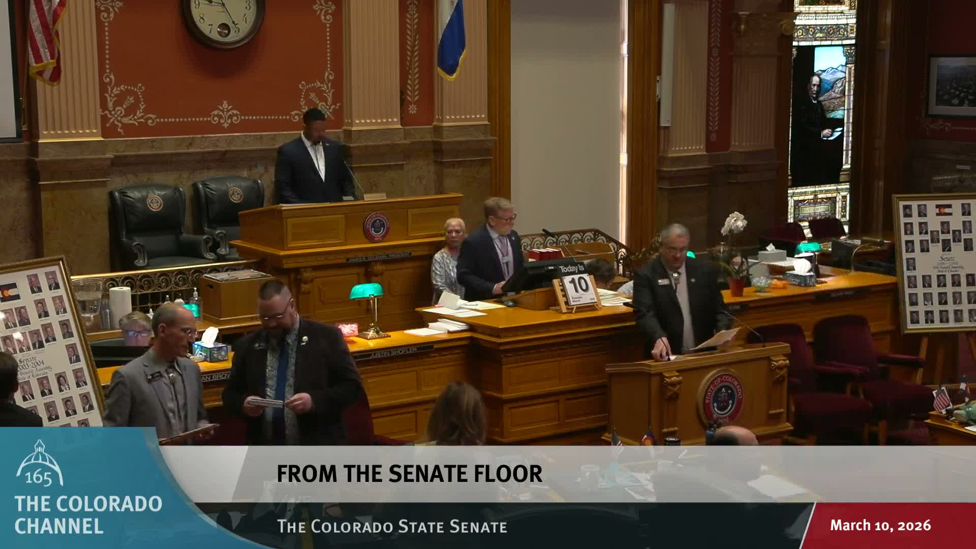 Senate adopts memorial honoring former lawmaker Louis H. Entz