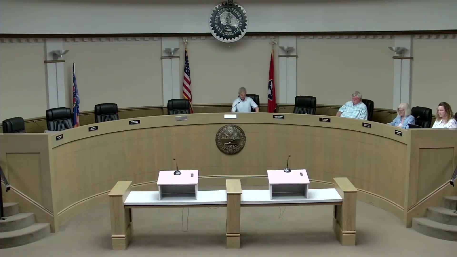 East Ridge board approves off‑premise beer permit for Cuba Latin Market