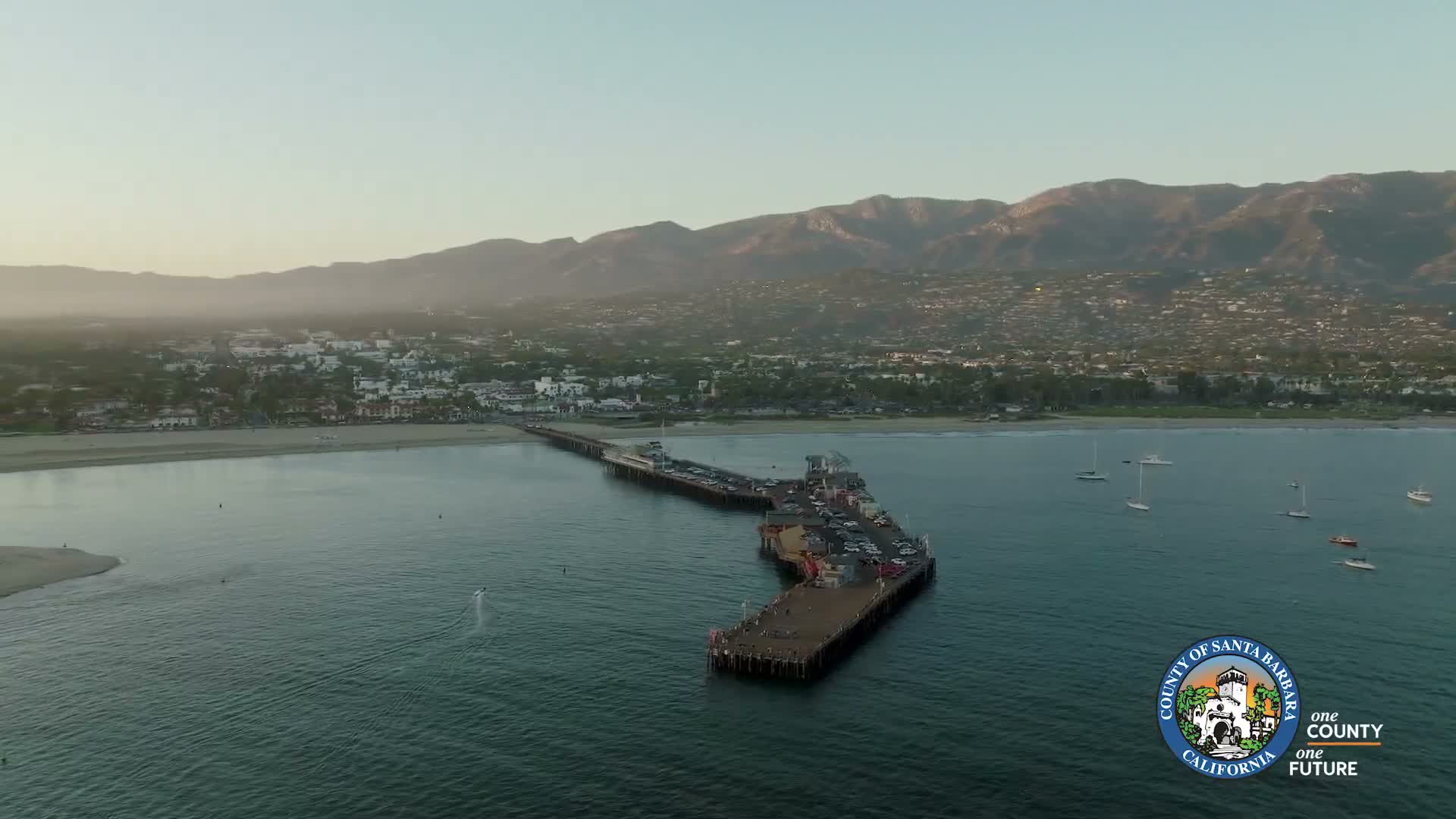 Presenter outlines Santa Barbara County services for residents