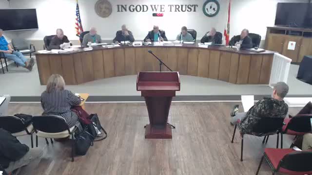 Holmes County commissioners debate surplus dirt policy; board schedules further review