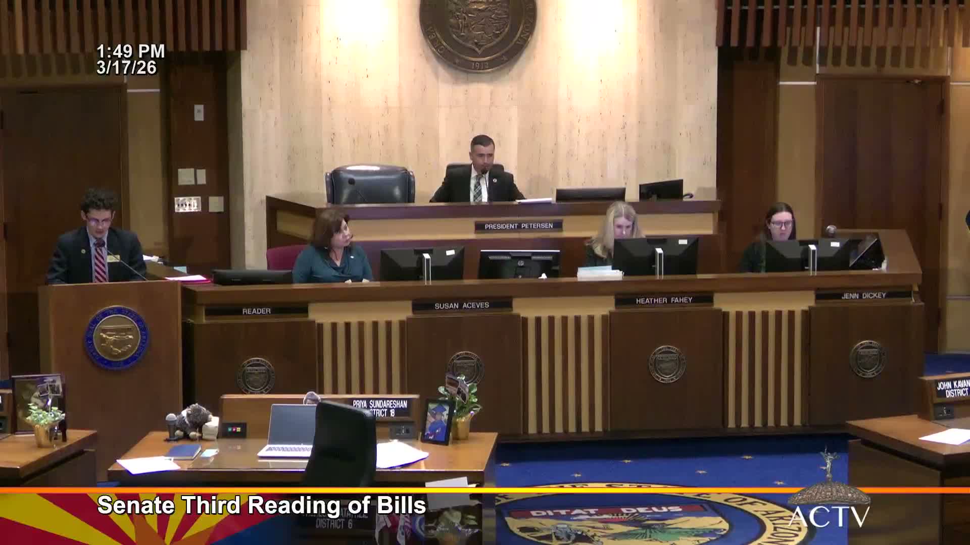 Senate approves bill to commission a new light‑rail feasibility study amid competing views on transit alternatives