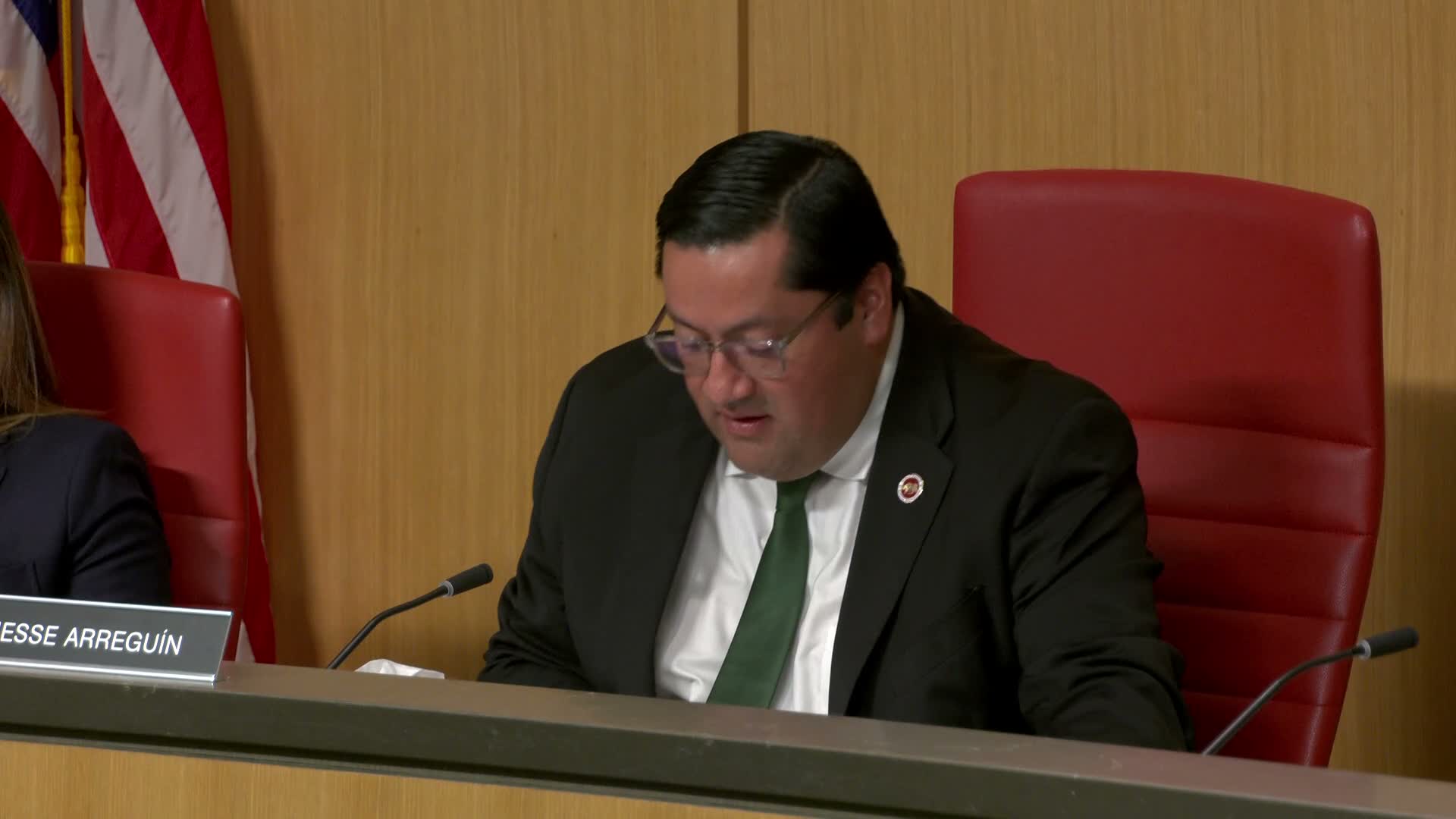 Senate committee advances bill to curb sales of large nitrous‑oxide canisters