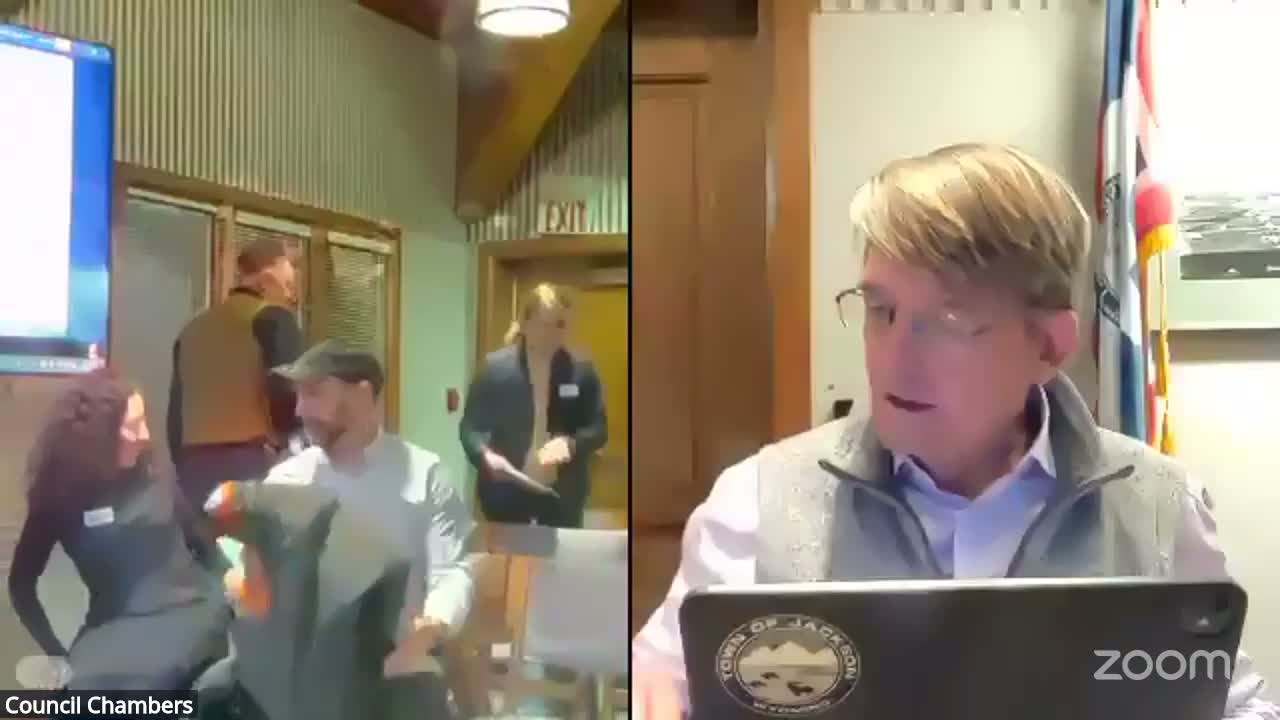 Town Council at a glance: key votes on contracts, parking and ordinances (March 16)