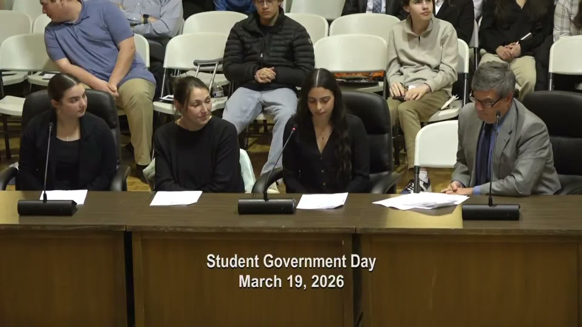 Peabody student committee adopts daily advisory, OKs half-day parent conferences and rejects stricter graduation rule