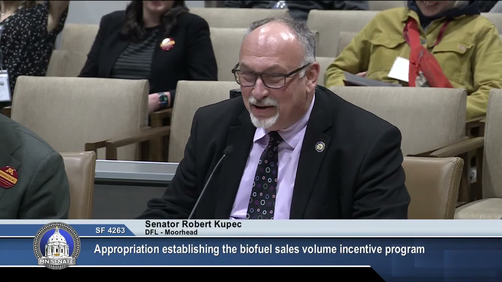 Committee advances 5¢/gallon incentive for stations that add E15, with reporting requirement