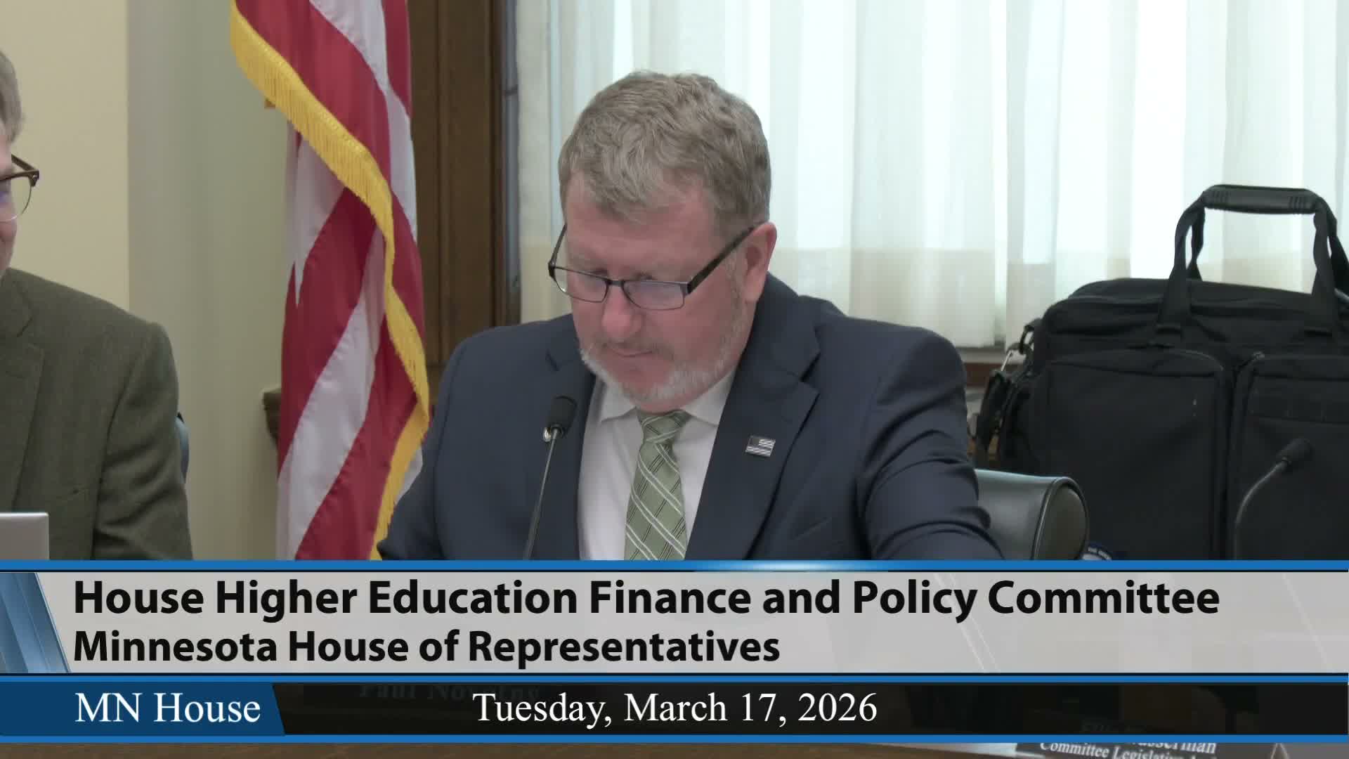 Committee lays over bill to set $0 floor for family contribution in state grant formula