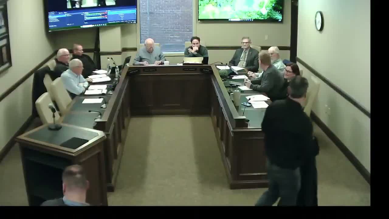 Council approves first-reading amendment restricting PTO payout for employees who leave before one year