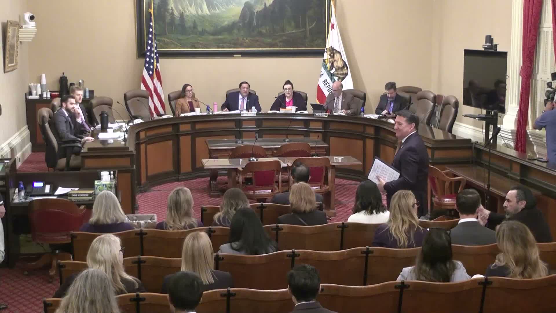 Senate committee advances bill to require court orders limiting dissemination of explicit material in adult-victim cases