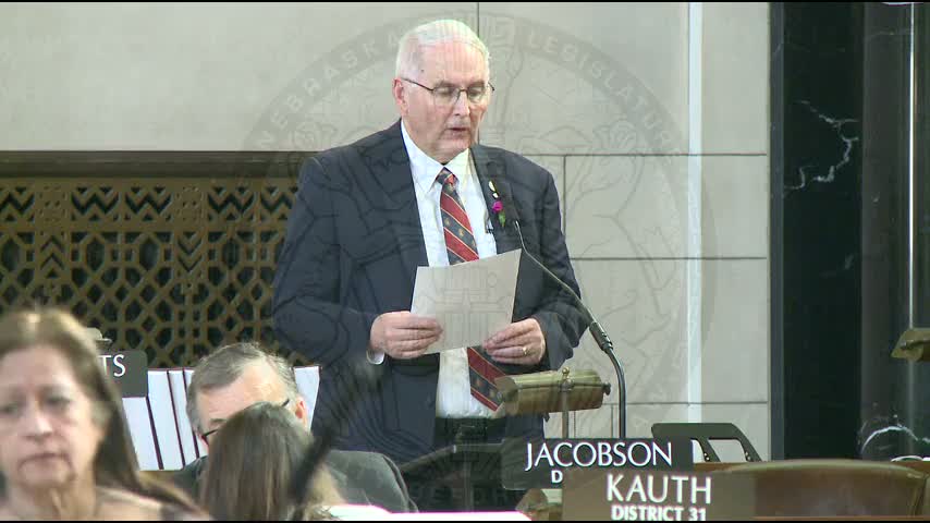 Nebraska budget fights: failed cloture, trust‑fund sweeps and warnings of litigation