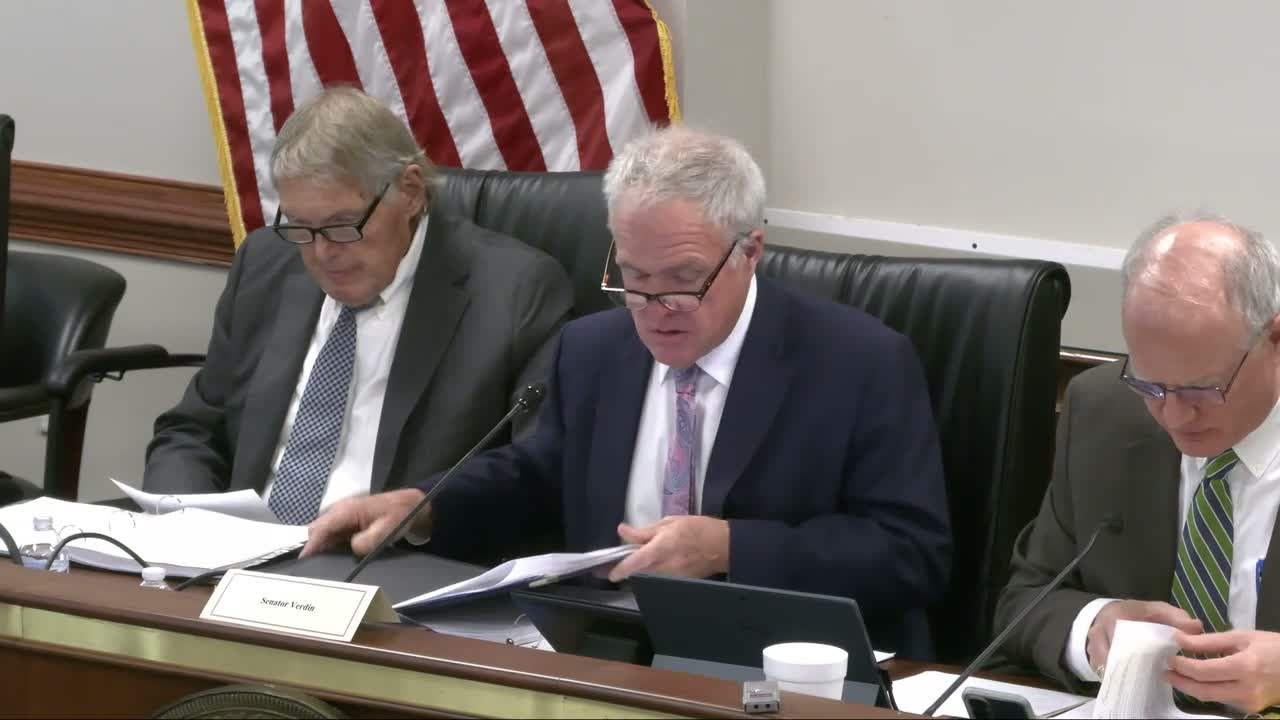 Committee adopts amendment to ease funeral-director timing for death certificates